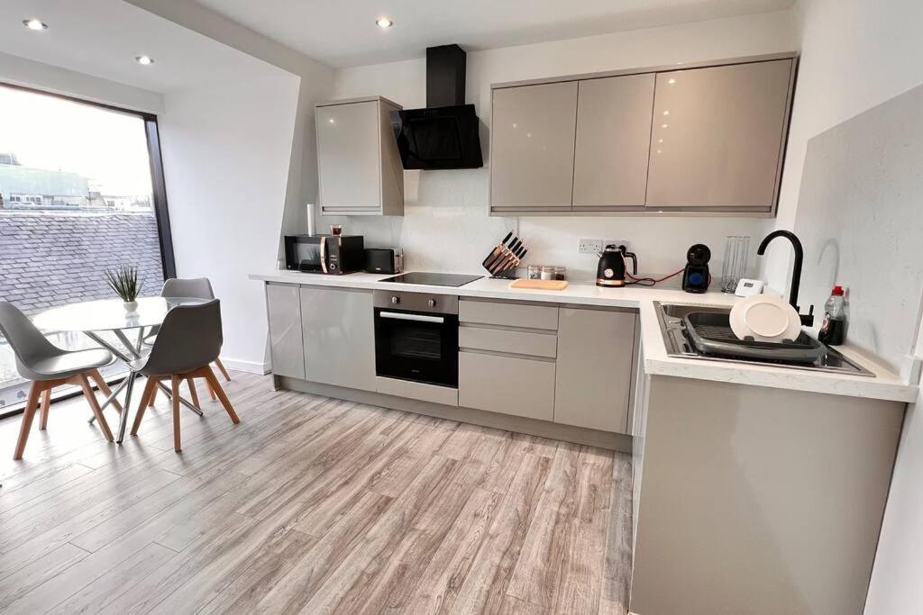 Top Floor Gem In Liverpool City Centre Apartment Exterior foto